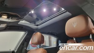 Maserati Quattroporte 3.0 V6 GranLusso 2020 года из Южной Кореи