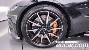 Astonmartin Vantage 4.0 V8 Coupe 2020 года из Южной Кореи
