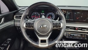 Kia K5 2.0 2021 года из Южной Кореи