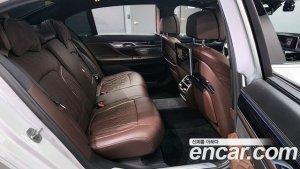 BMW 7-Series 740Li xDrive M Sport 2021 года из Южной Кореи