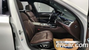 BMW 7-Series 740Li xDrive M Sport 2021 года из Южной Кореи
