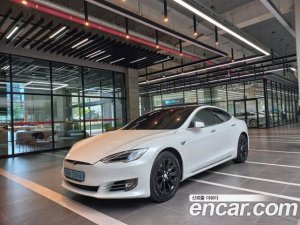 Tesla Model S LONG RANGE 2020 года из Южной Кореи