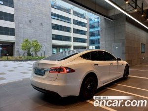 Tesla Model S LONG RANGE 2020 года из Южной Кореи