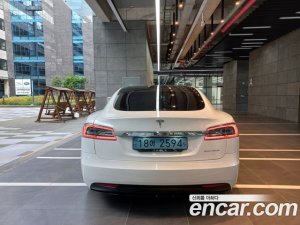 Tesla Model S LONG RANGE 2020 года из Южной Кореи