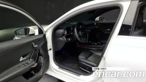 Mercedes-Benz A-Class A250 4MATIC SEDAN 2020 года из Южной Кореи