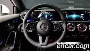 Mercedes-Benz A-Class A250 4MATIC SEDAN 2020 года из Южной Кореи