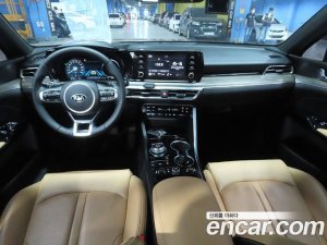 Kia K5 Noblesse 2021 года из Южной Кореи