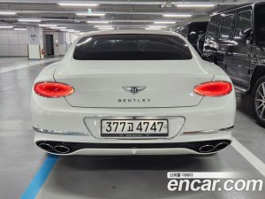 Bentley Continental 4.0 GT 2020 года из Южной Кореи