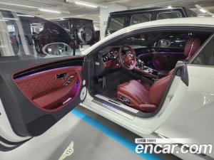 Bentley Continental 4.0 GT 2020 года из Южной Кореи