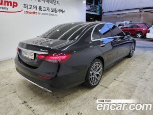 Mercedes-Benz E-Class E220d 4MATIC AMG Line 2021 года из Южной Кореи