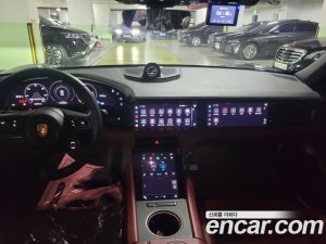 Porsche Taycan 4S 2021 года из Южной Кореи