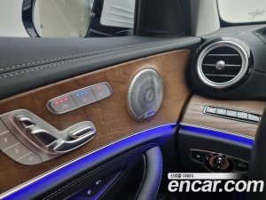 Mercedes-Benz E-Class E300 4MATIC Exclusive 2020 года из Южной Кореи