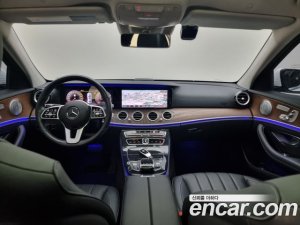 Mercedes-Benz E-Class E300 4MATIC Exclusive 2020 года из Южной Кореи