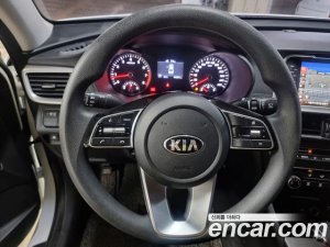 Kia K5 2.0 2020 года из Южной Кореи