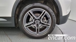 Mercedes-Benz GLA-Class GLA250 4MATIC 2020 года из Южной Кореи