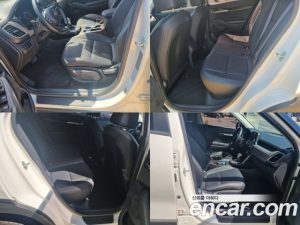 Kia Seltos Бензин 1.6 Turbo 2WD 2022 года из Южной Кореи