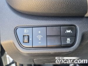 Kia Seltos Бензин 1.6 Turbo 2WD 2022 года из Южной Кореи