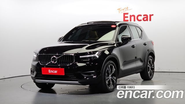 Volvo XC40 B4 Inscription 2021 года из Кореи