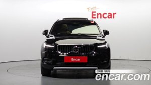 Volvo XC40 B4 Inscription 2021 года из Южной Кореи