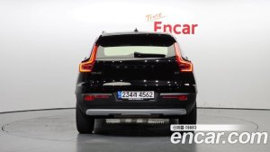 Volvo XC40 B4 Inscription 2021 года из Южной Кореи