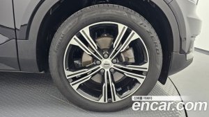 Volvo XC40 B4 Inscription 2021 года из Южной Кореи