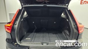 Volvo XC40 B4 Inscription 2021 года из Южной Кореи