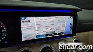 Mercedes-Benz E-Class E300e 4MATIC Exclusive 2021 года из Южной Кореи