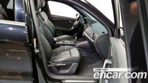 Audi Q2 35 TDI Premium 2020 года из Южной Кореи