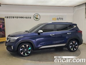 Kia Seltos Дизель 1.6 2WD 2021 года из Южной Кореи