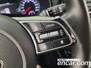Kia Seltos Дизель 1.6 2WD 2021 года из Южной Кореи