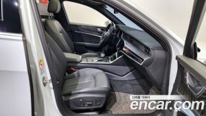 Audi A6 45 TFSI 4WD Premium 2021 года из Южной Кореи