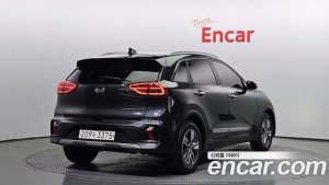 Kia Niro 1.6 HEV 2020 года из Южной Кореи