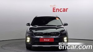 Kia Niro 1.6 HEV 2020 года из Южной Кореи