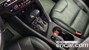 Kia Niro 1.6 HEV 2020 года из Южной Кореи