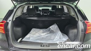 Kia Niro 1.6 HEV 2020 года из Южной Кореи