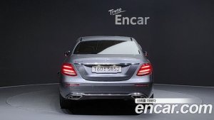 Mercedes-Benz E-Class E300 Avantgarde 2020 года из Южной Кореи