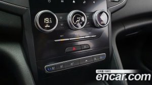 Renault-KoreaSamsung SM6 1.8 TCe LE 2021 года из Южной Кореи