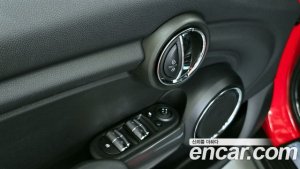 Mini Cooper 5Door HIGH 2021 года из Южной Кореи