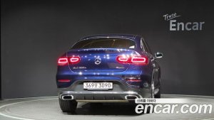 Mercedes-Benz GLC-Class GLC300e 4MATIC Coupe 2020 года из Южной Кореи
