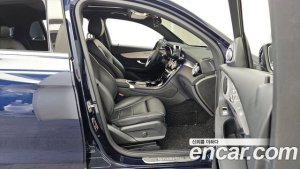 Mercedes-Benz GLC-Class GLC300e 4MATIC Coupe 2020 года из Южной Кореи