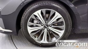 Kia K8 Signature 2022 года из Южной Кореи