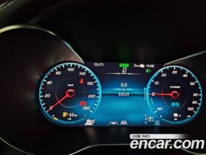 Mercedes-Benz GLC-Class GLC300e 4MATIC 2020 года из Южной Кореи