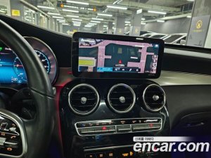 Mercedes-Benz GLC-Class GLC300e 4MATIC 2020 года из Южной Кореи
