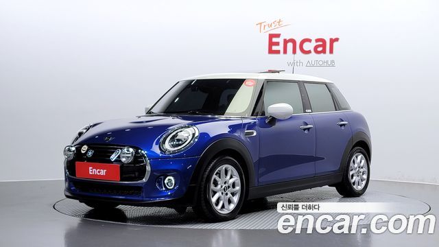 Mini Cooper 5Door HIGH 2020 года из Кореи