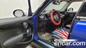 Mini Cooper 5Door HIGH 2020 года из Южной Кореи