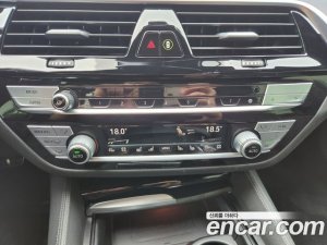 BMW 5-Series 520d xDrive M Sport Plus 2020 года из Южной Кореи