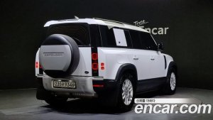 Land Rover Defender 110 D240 S 2020 года из Южной Кореи