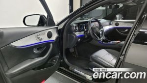 Mercedes-Benz E-Class E250 Avantgarde 2021 года из Южной Кореи