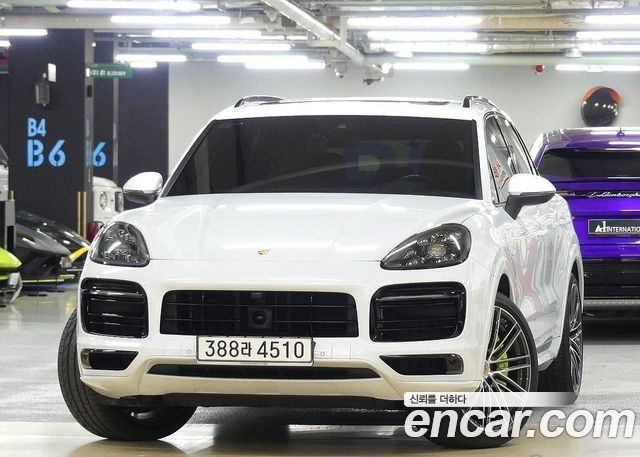 Porsche Cayenne 3.0 E-하이브리드 2020 года из Кореи
