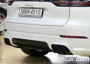 Porsche Cayenne 3.0 E-하이브리드 2020 года из Южной Кореи